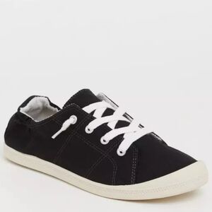 Torrid Riley Ruched Sneakers 7.5WW